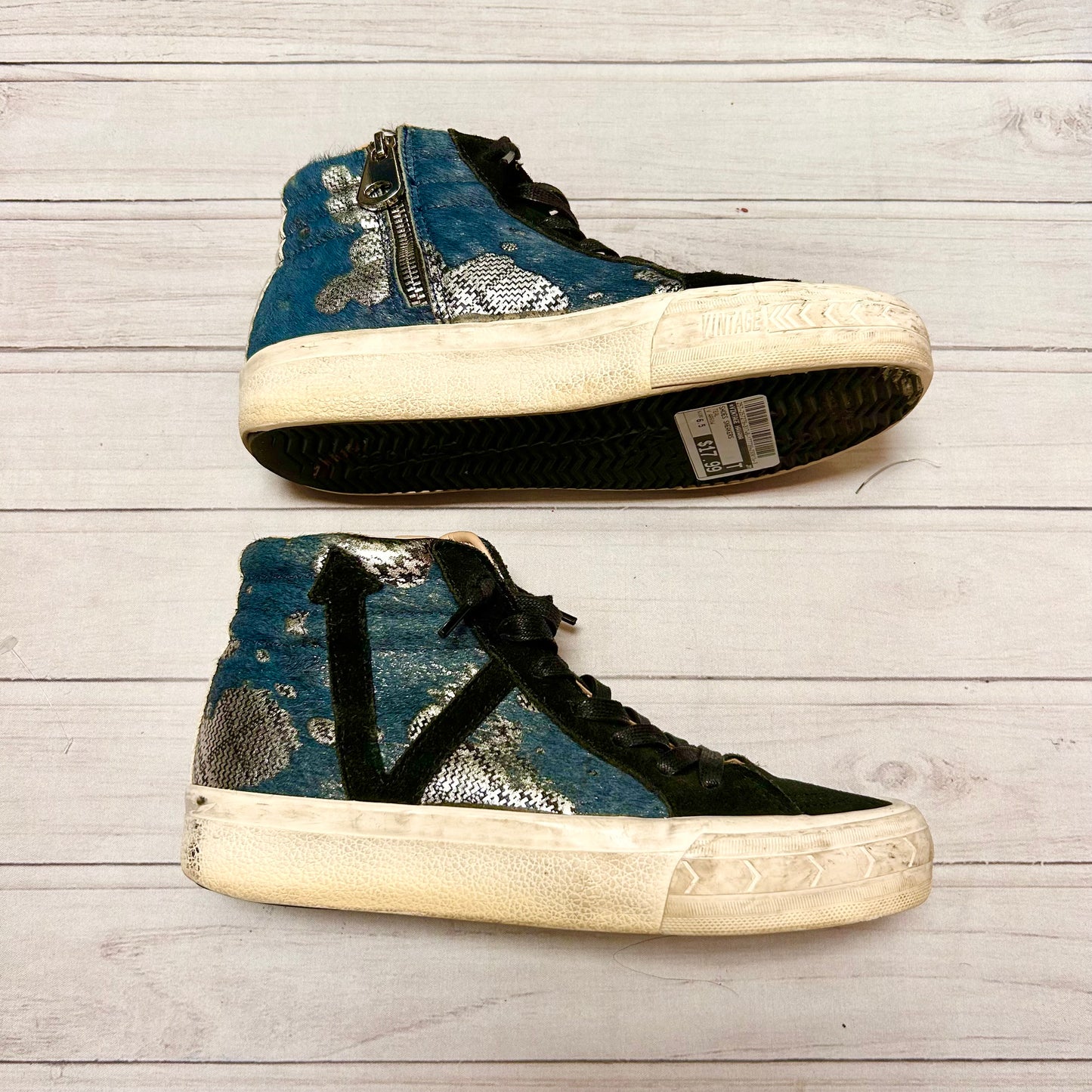 Shoes Sneakers By Vintage Havana  Size: 6.5