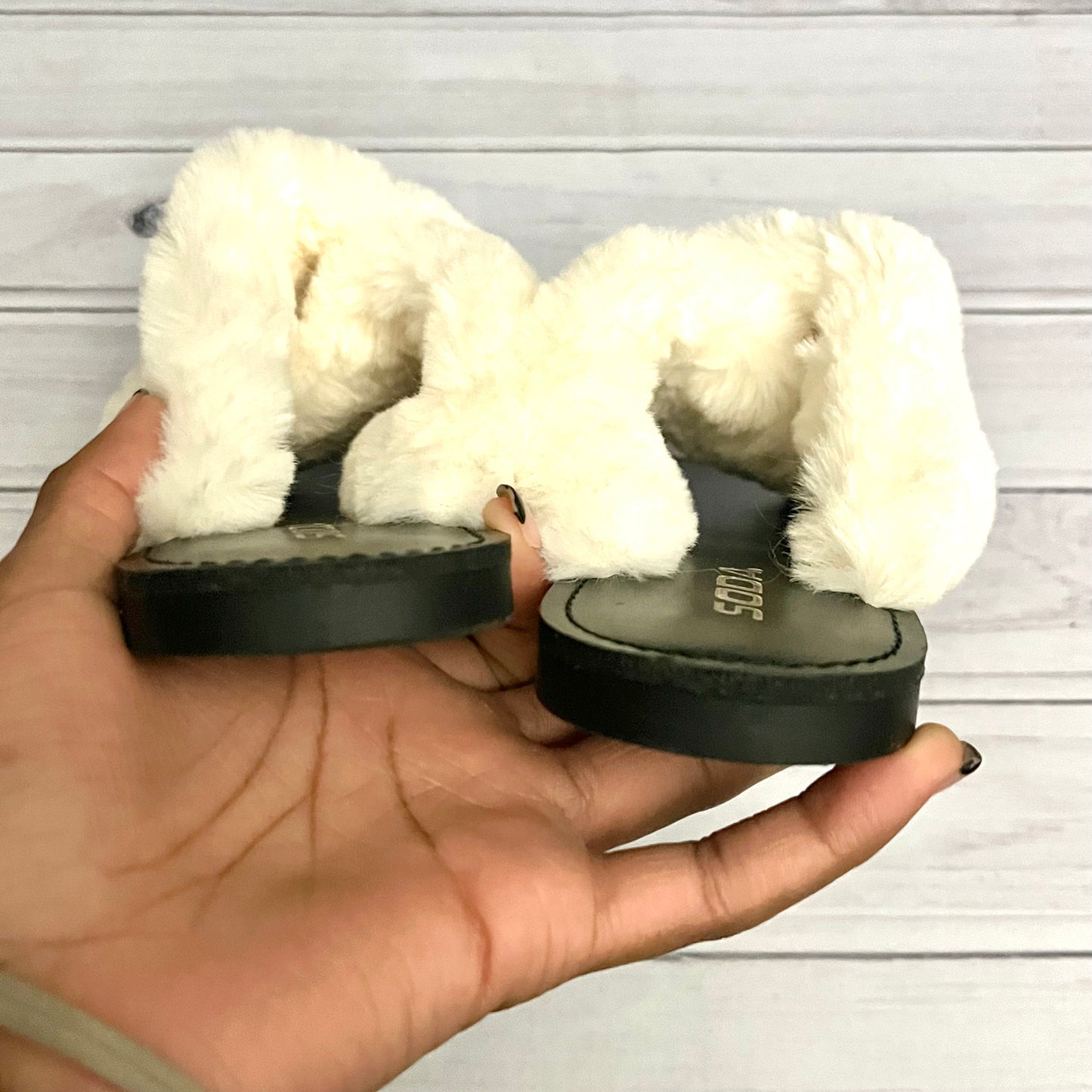 Slippers By Soda  Size: 7