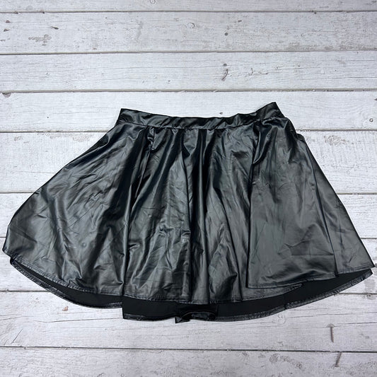 Skirt Mini & Short By Fashion Nova  Size: 1x