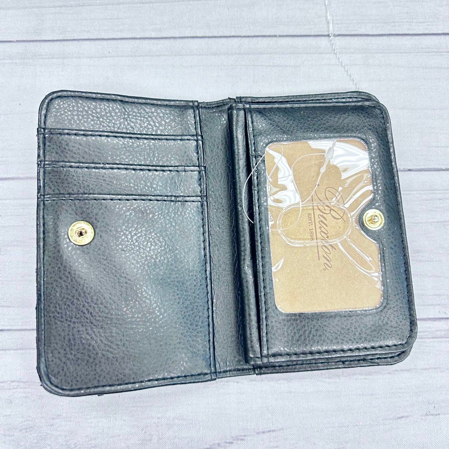 Wallet By Buxton  Size: Small
