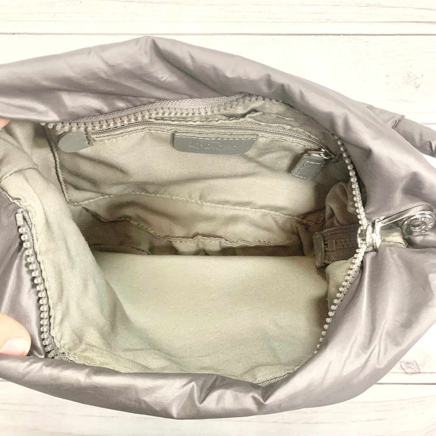 Handbag By Kipling  Size: Small